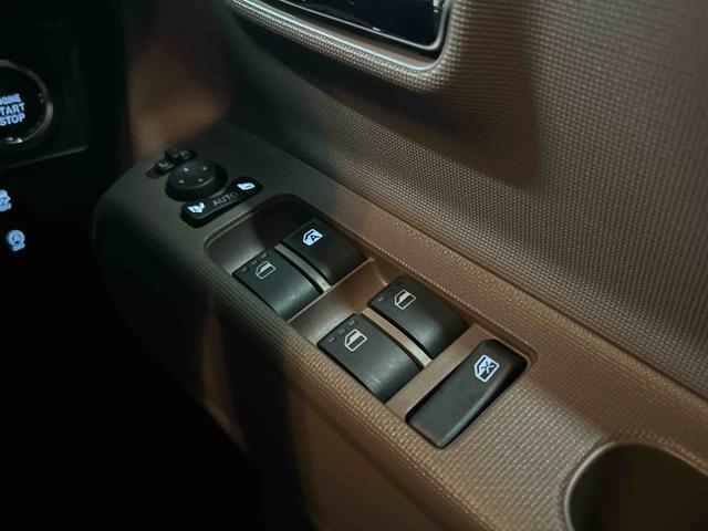 ムーヴキャンバスセオリーＧ　９インチディスプレイオーディオ装備保証　新車保証・まごころ保証　１年間・走行距離無制限付き・９インチディスプレイオーディオ装備・ＬＥＤヘッドライト装備・バックカメラ装備（東京都）の中古車