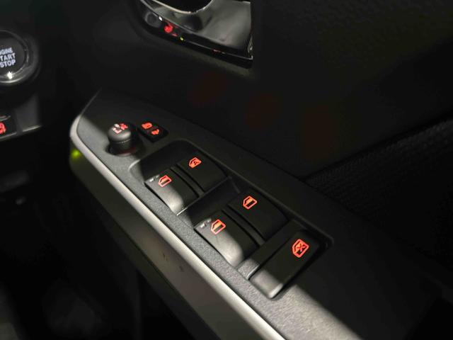 トールカスタムG ターボ9インチディスプレイオーディオ装備保証 新車保証・まごころ保証 1年間・走行距離無制限付き・9インチディスプレイオーディオ装備・パノラマカメラ装備・LEDヘッドライト装備(東京都)の中古車