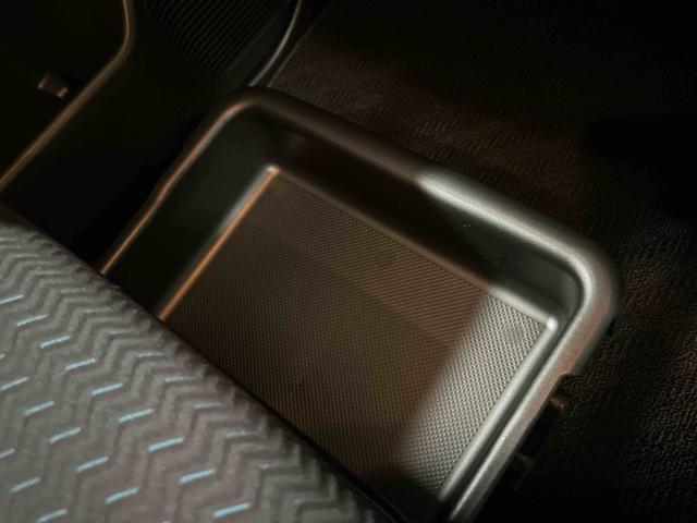 トールカスタムG ターボ9インチディスプレイオーディオ装備保証 新車保証・まごころ保証 1年間・走行距離無制限付き・9インチディスプレイオーディオ装備・パノラマカメラ装備・LEDヘッドライト装備(東京都)の中古車