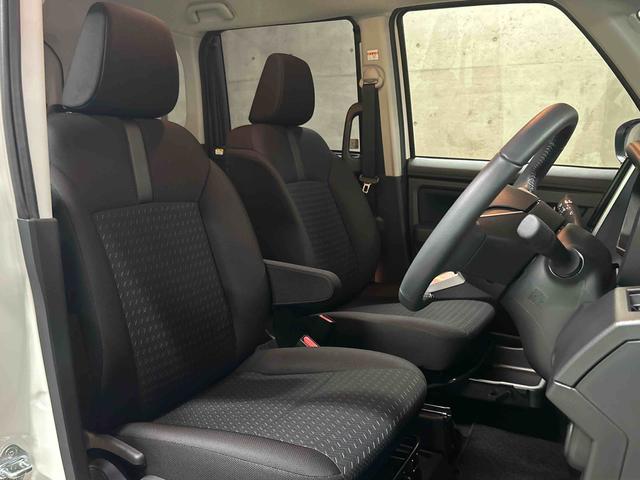 トールカスタムG ターボ9インチディスプレイオーディオ装備保証 新車保証・まごころ保証 1年間・走行距離無制限付き・9インチディスプレイオーディオ装備・パノラマカメラ装備・LEDヘッドライト装備(東京都)の中古車
