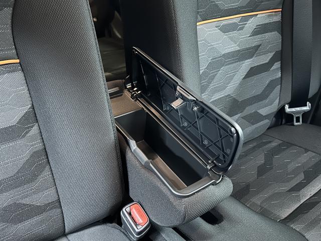 タントファンクロスターボ 9インチディスプレイオーディオ装備保証 新車保証・まごころ保証 1年間・走行距離無制限付き・9インチディスプレイオーディオ装備・バックカメラ・LEDヘッドライト装備(東京都)の中古車