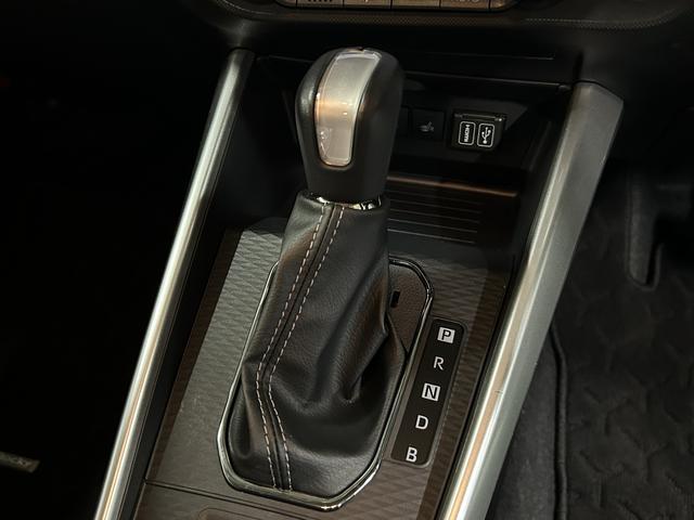 ロッキープレミアムG HEV 9インチディスプレイオーディオ装備保証 新車保証・まごころ保証 1年間・走行距離無制限付き・9インチディスプレイオーディオ装備・パノラマカメラ・ドライブレコーダー装備・ETC装備(東京都)の中古車