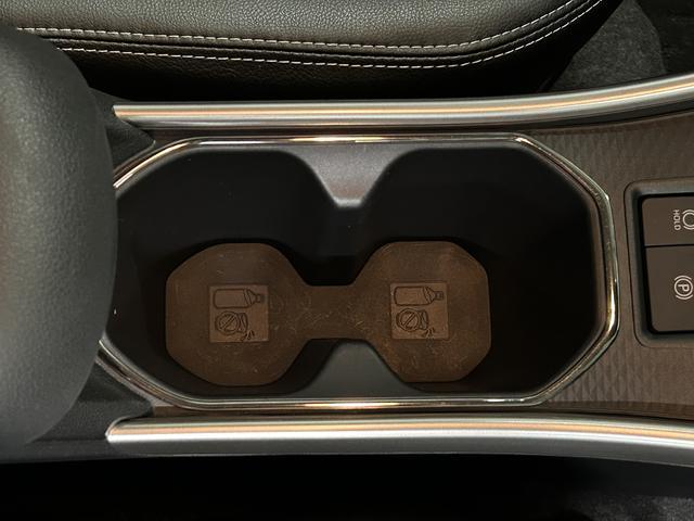 ロッキープレミアムG HEV 9インチディスプレイオーディオ装備保証 新車保証・まごころ保証 1年間・走行距離無制限付き・9インチディスプレイオーディオ装備・パノラマカメラ・ドライブレコーダー装備・ETC装備(東京都)の中古車