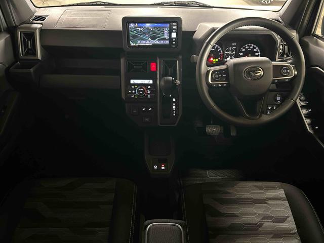 タフト 中古車 Ｇ　ダーククロムベンチャー　７インチナビ装備保証　新車保証・まごころ保証　１年間・走行距離無制限付き・７インチナビ・パノラマカメラ・ドラレコ・装備・ＬＥＤヘッドライト装備