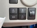 保証１年間・距離無制限付き　ＦＭ／ＡＭラジオ　ＡＵＸ接続　アイドリングストップ車　ＣＶＴ　タイヤパンク修理キット　前後コーナーセンサー（東京都）の中古車