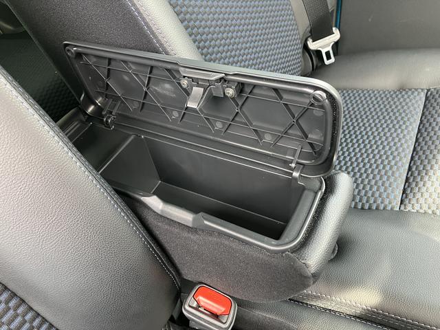 タントカスタムＲＳターボ・両側電動スライドドア・シートヒーター・全方位カメラ（東京都）の中古車