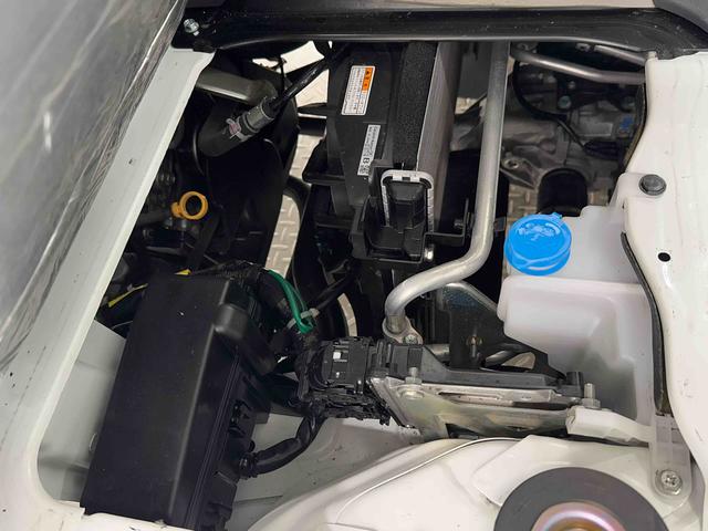 キャリイトラック冷凍車１ＷＡＹ冷凍車　−５°〜　＋２０°　５ＭＴ・４ＷＤ・ポータブルナビ・ドラレコ・キーレス（東京都）の中古車