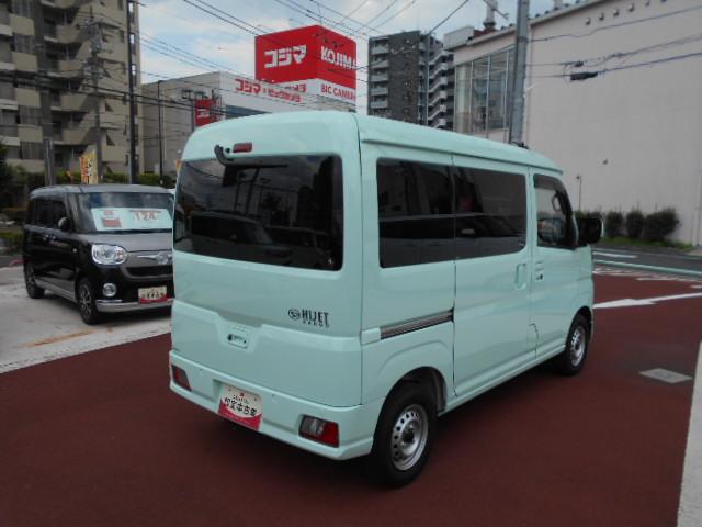 ハイゼットカーゴデラックス　４ＷＤ　ディスプレイオーディオ　ＥＴＣ車載器保証１年間距離無制限付き・４ＷＤ・ディスプレイオーディオ・バックカメラ・ドラレコ・リヤベンチシート・前席パワーウインドウ・キーフリーシステム（東京都）の中古車