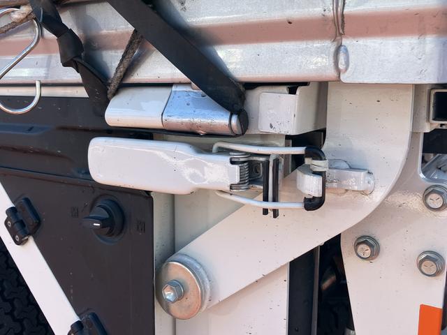 ハイゼットトラックコンパクトテールリフト保証　新車保証・まごころ保証　１年間・走行距離無制限付き（東京都）の中古車