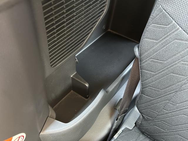 ルーミーカスタムＧフルセグナビ・クルーズコントロール・バックカメラ・両側電動スライドドア・シートヒーター（東京都）の中古車