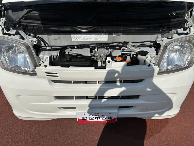ハイゼットカーゴクルーズ　７インチナビ　電動格納ドアミラー　バックカメラ保証１年間距離無制限付き・ワンセグナビ・電動格納ドアミラー・キーレス・バックカメラ・リヤベンチシート・前席パワーウインドウ（東京都）の中古車