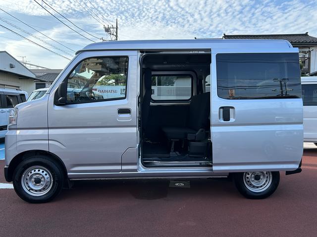 ハイゼットカーゴＤＸＣＤステレオ・キーレス・衝突回避支援・アイドリングストップ（東京都）の中古車