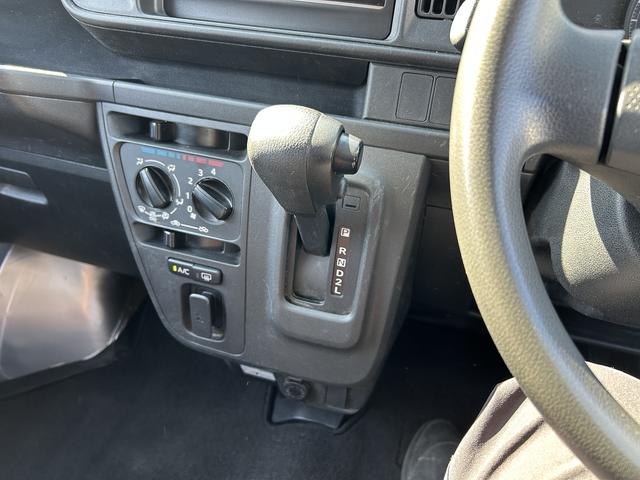 ハイゼットカーゴデラックスＳＡ３ＬＥＤヘッドライト・ＥＴＣ・ＣＤステレオ・衝突回避支援（東京都）の中古車