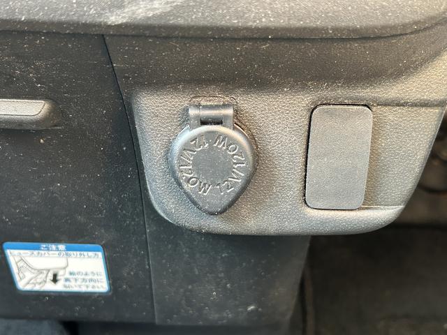 ハイゼットカーゴデラックスＳＡ３ＬＥＤヘッドライト・ＥＴＣ・ＣＤステレオ・衝突回避支援（東京都）の中古車