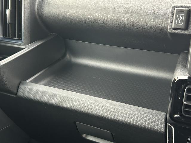 タントカスタムＲＳ保証　新車保証・まごころ保証　１年間・走行距離無制限付き（東京都）の中古車