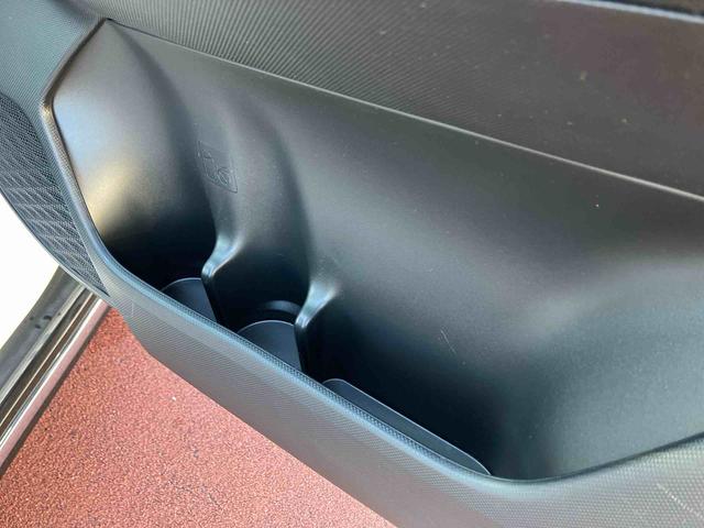 ロッキーＧ９インチナビ・パノラマカメラ・ドラレコ・クルーズコントロール・ＥＴＣ装備（東京都）の中古車