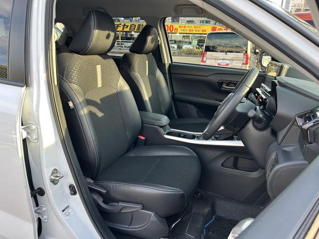 ロッキープレミアムＧ　ＨＥＶ９インチナビ・パノラマカメラ・ドラレクルーズコントロール・ＥＴＣ・シートヒーター（東京都）の中古車