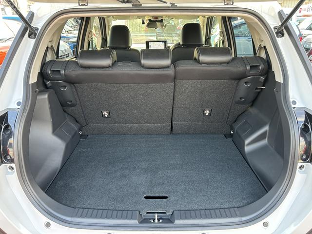 ロッキープレミアムＧ　ＨＥＶ９インチナビ・パノラマカメラ・ドラレクルーズコントロール・ＥＴＣ・シートヒーター（東京都）の中古車