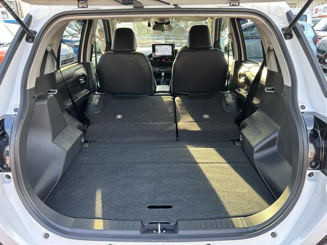 ロッキープレミアムＧ　ＨＥＶ９インチナビ・パノラマカメラ・ドラレクルーズコントロール・ＥＴＣ・シートヒーター（東京都）の中古車