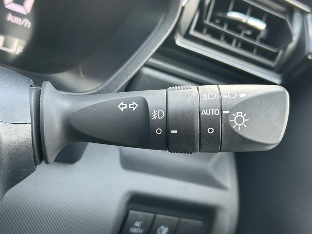 ロッキープレミアムＧ　ＨＥＶ９インチナビ・パノラマカメラ・ドラレクルーズコントロール・ＥＴＣ・シートヒーター（東京都）の中古車