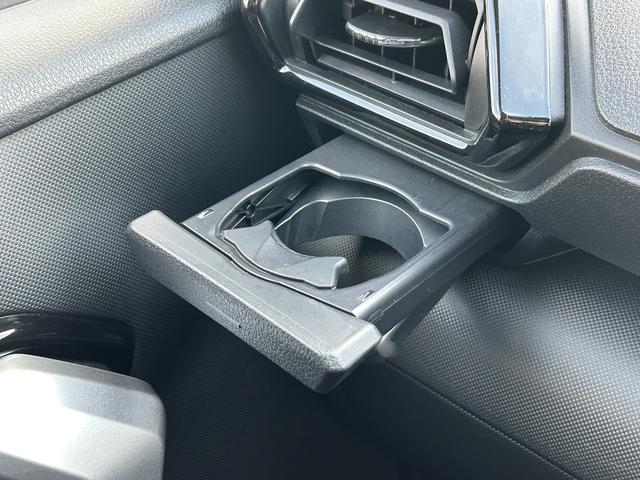 ロッキープレミアムＧ　ＨＥＶ９インチナビ・パノラマカメラ・ドラレクルーズコントロール・ＥＴＣ・シートヒーター（東京都）の中古車