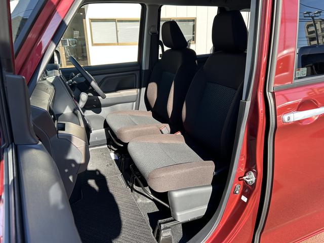 トールＸディスプレイオーディオ・バックカメラ・ＬＨ電動スライドドア（東京都）の中古車