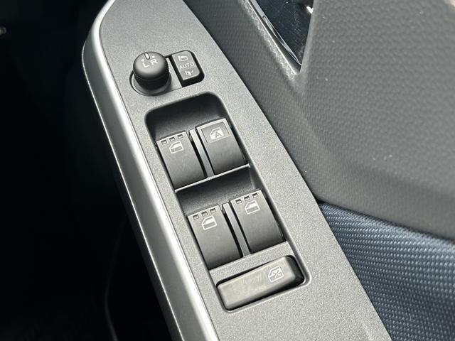 トールカスタムＧ　ディスプレイオーディオ　パノラマモニター保証１年間距離無制限付き・９インチディスプレイオーディオ・全周囲カメラ・クルーズコントロール・ＥＴＣ・両側電動スライドドア・電動パーキングブレーキ・キーフリーシステム・ＬＥＤヘッドランプ（東京都）の中古車