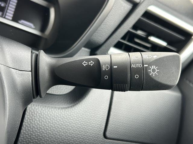 トールカスタムＧ　ディスプレイオーディオ　パノラマモニター保証１年間距離無制限付き・９インチディスプレイオーディオ・全周囲カメラ・クルーズコントロール・ＥＴＣ・両側電動スライドドア・電動パーキングブレーキ・キーフリーシステム・ＬＥＤヘッドランプ（東京都）の中古車