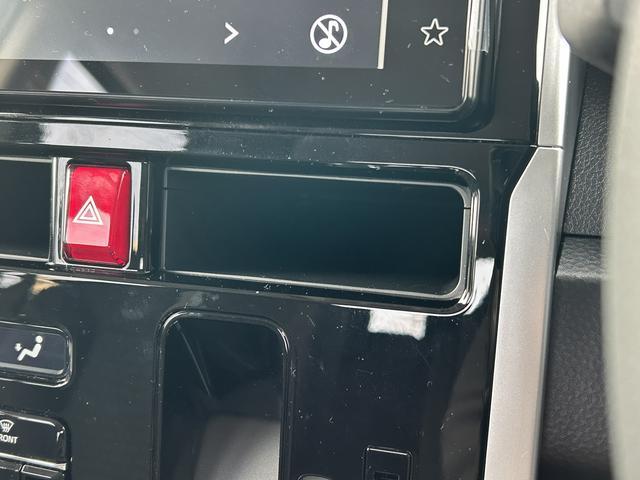 トールカスタムＧ　ディスプレイオーディオ　パノラマモニター保証１年間距離無制限付き・９インチディスプレイオーディオ・全周囲カメラ・クルーズコントロール・ＥＴＣ・両側電動スライドドア・電動パーキングブレーキ・キーフリーシステム・ＬＥＤヘッドランプ（東京都）の中古車