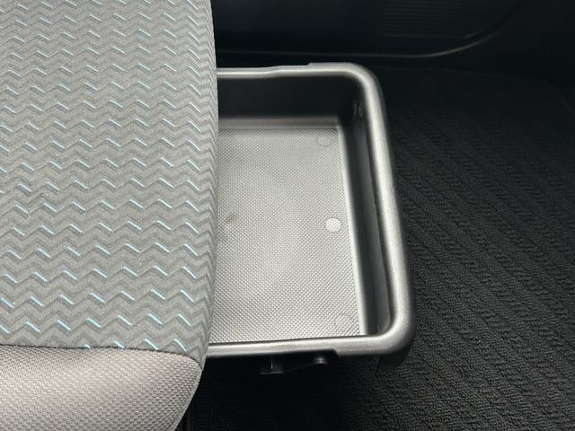 トールカスタムＧ　ディスプレイオーディオ　パノラマモニター保証１年間距離無制限付き・９インチディスプレイオーディオ・全周囲カメラ・クルーズコントロール・ＥＴＣ・両側電動スライドドア・電動パーキングブレーキ・キーフリーシステム・ＬＥＤヘッドランプ（東京都）の中古車