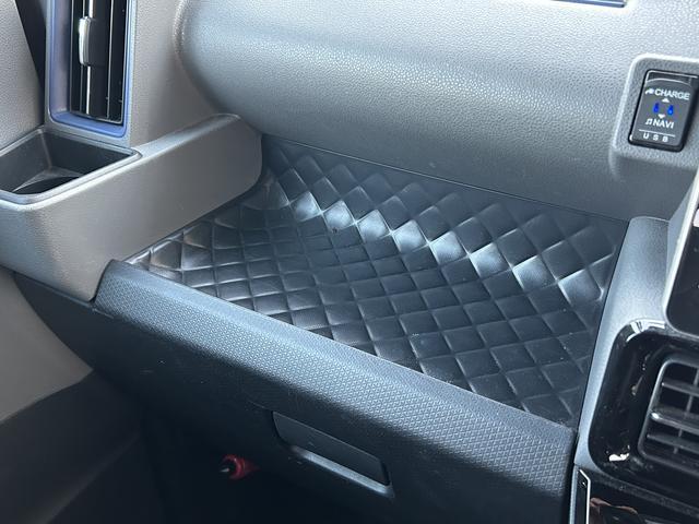 タントカスタムＲＳ　純正ナビ　ＥＴＣ　ドライブレコーダー保証１年間距離無制限付き・スマートパノラマパーキング・クルーズコントロール・運転席ロングスライドシート・９インチナビ・パノラマカメラ・ドラレコ・ＥＴＣ装備・両側電動スライドドア・ＬＥＤヘッドランプ（東京都）の中古車