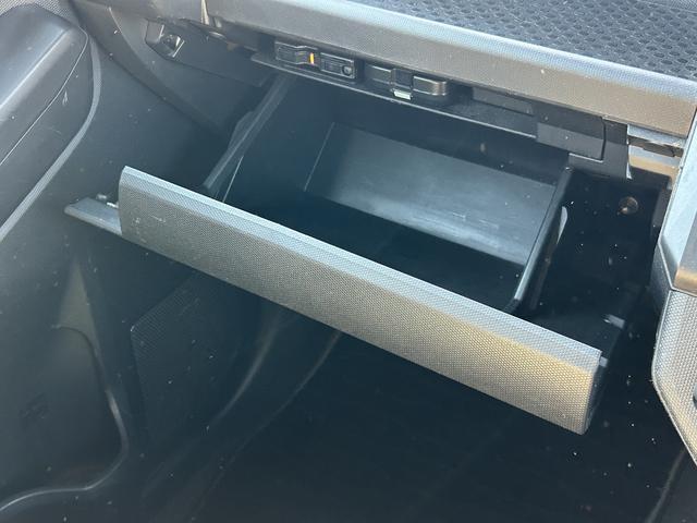 タフトＧ　純正ナビ　ＥＴＣ車載器　ドライブレコーダー保証１年間距離無制限付き・フルセグナビ・全周囲カメラ・ドラレコ・ＥＴＣ・シートヒーター・電動パーキングブレーキ・オートライト・ＬＥＤヘッドランプ・ＬＥＤフォグランプ・キーフリーシステム（東京都）の中古車