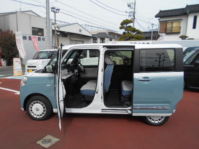 ムーヴキャンバスストライプスＧターボ　届け出済み未使用車４ＷＤ・ターボ・クルーズコントロール・全周囲カメラ・両側電動スライドドア・キーフリー（東京都）の中古車