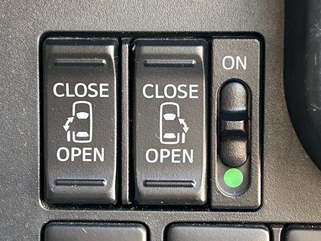 トールカスタムＧリミテッドＳＡ３　９インチナビ　ＥＴＣ　ドラレコ保証１年間距離無制限付き・車券整備付・フルセグナビ・クルーズコントロール・ドラレコ・全周囲カメラ・ＥＴＣ・シートヒーター・両側電動スライドドア・オートライト・ＬＥＤヘッドランプ・ＬＥＤフォグランプ（東京都）の中古車