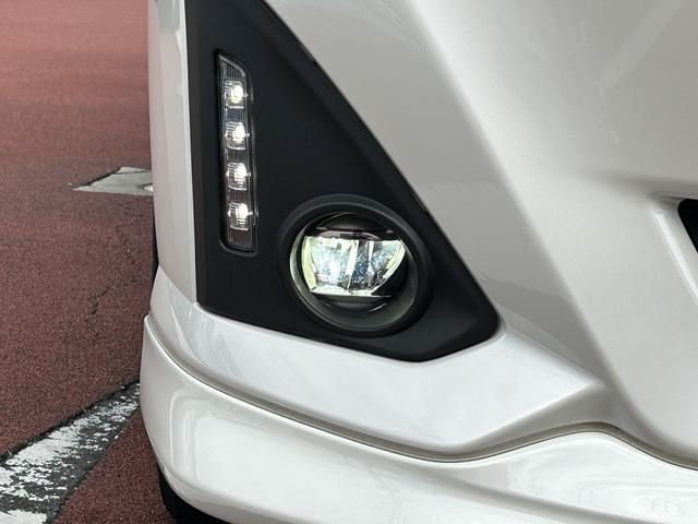 トールカスタムＧリミテッドＳＡ３　９インチナビ　ＥＴＣ　ドラレコ保証１年間距離無制限付き・車券整備付・フルセグナビ・クルーズコントロール・ドラレコ・全周囲カメラ・ＥＴＣ・シートヒーター・両側電動スライドドア・オートライト・ＬＥＤヘッドランプ・ＬＥＤフォグランプ（東京都）の中古車