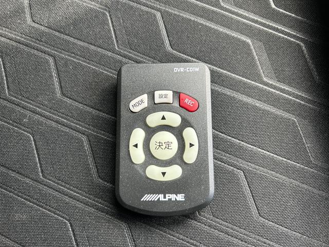 トールカスタムＧリミテッドＳＡ３　９インチナビ　ＥＴＣ　ドラレコ保証１年間距離無制限付き・車券整備付・フルセグナビ・クルーズコントロール・ドラレコ・全周囲カメラ・ＥＴＣ・シートヒーター・両側電動スライドドア・オートライト・ＬＥＤヘッドランプ・ＬＥＤフォグランプ（東京都）の中古車