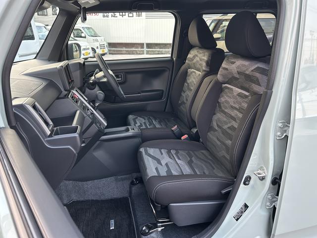 タフトＧターボ　クロムベンチャー保証　新車保証・まごころ保証　１年間・走行距離無制限付き（東京都）の中古車