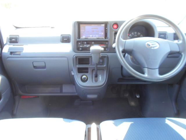 ハイゼットカーゴクルーズターボナビ・バックカメラ・ＥＴＣ装備（東京都）の中古車