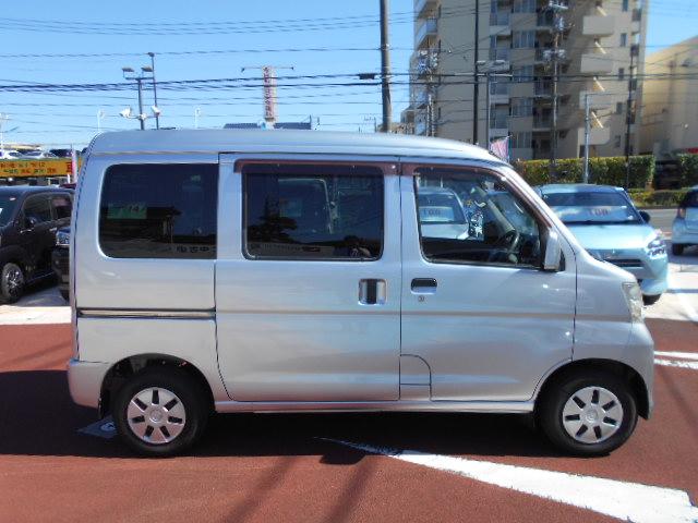 ハイゼットカーゴクルーズターボナビ・バックカメラ・ＥＴＣ装備（東京都）の中古車