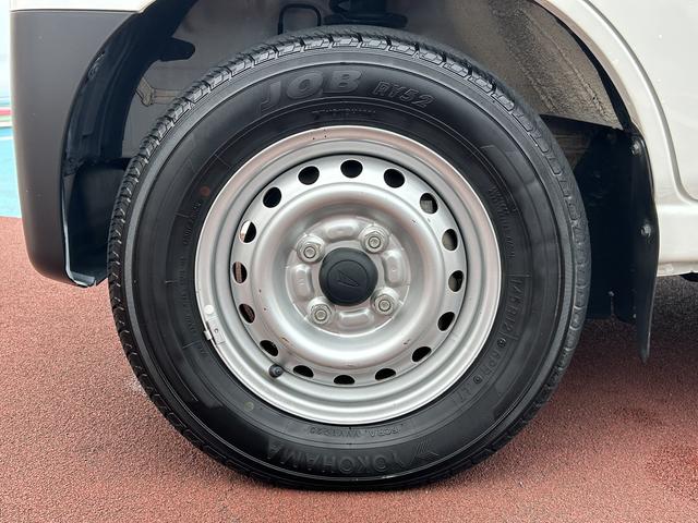 ハイゼットカーゴデラックスＳＡ３ＬＥＤヘッドライト・キーレス・アイドリングストップ・衝突回避支援（東京都）の中古車