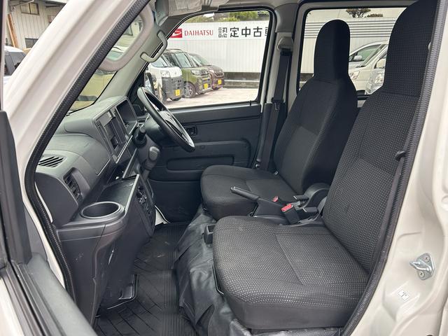 ハイゼットカーゴデラックスＳＡ３ＬＥＤヘッドライト・キーレス・アイドリングストップ・衝突回避支援（東京都）の中古車