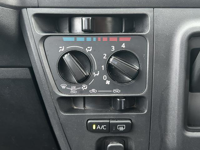 ハイゼットカーゴデラックスＳＡ３ＬＥＤヘッドライト・キーレス・アイドリングストップ・衝突回避支援（東京都）の中古車