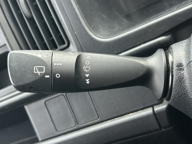 ハイゼットカーゴデラックスＳＡ３ＬＥＤヘッドライト・キーレス・アイドリングストップ・衝突回避支援（東京都）の中古車