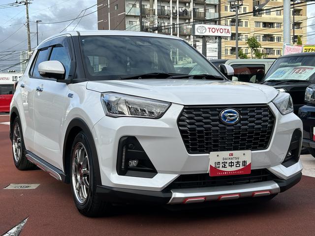 ロッキープレミアムＧ　ＨＥＶ９インチナビ・パノラマカメラ・ドラレコ・ＥＴＣ・クルーズコントロール・シートヒータ（東京都）の中古車