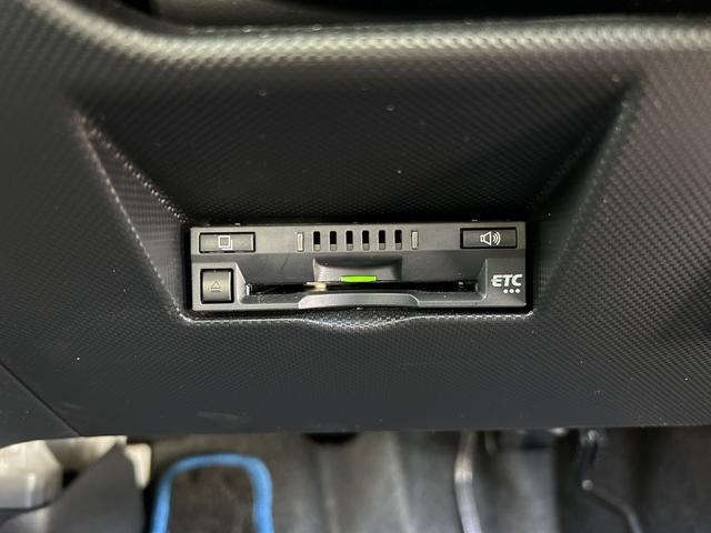 ロッキープレミアムＧ　ＨＥＶ９インチナビ・パノラマカメラ・ドラレコ・ＥＴＣ・クルーズコントロール・シートヒータ（東京都）の中古車