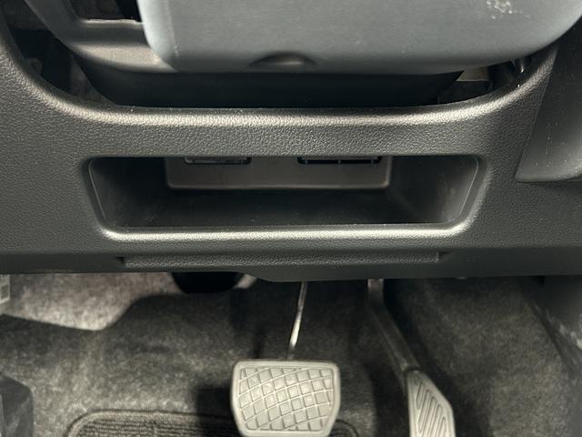 ムーヴキャンバスストライプスＧ　９インチディスプレイオーディオ装備保証　新車保証・まごころ保証　１年間・走行距離無制限付き・９インチディスプレイオーディオ装備・ＬＥＤヘッドライト装備・シートヒーター装備（東京都）の中古車