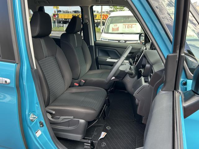 トールカスタムＧ　９インチディスプレイオーディオ　パノラマモニター保証　新車保証・まごころ保証　１年間・走行距離無制限付き・９インチディスプレイオーディオ装備・パノラマカメラ装備・ＬＥＤヘッドライト装備（東京都）の中古車