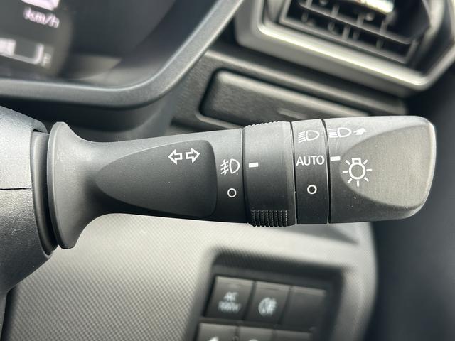 ロッキープレミアムＧ　ＨＥＶ　９インチナビ装備保証　・まごころ保証　１年間・走行距離無制限付き・９インチナビ・パノラマカメラ・ドラレコ・ＥＴＣ装備・ＬＥＤヘッドライト装備（東京都）の中古車