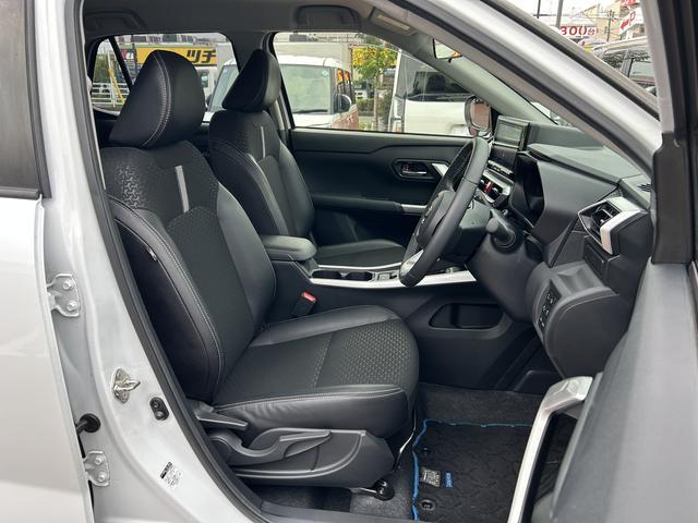 ロッキープレミアムＧ　ＨＥＶ　９インチナビ装備保証　・まごころ保証　１年間・走行距離無制限付き・９インチナビ・パノラマカメラ・ドラレコ・ＥＴＣ装備・ＬＥＤヘッドライト装備（東京都）の中古車
