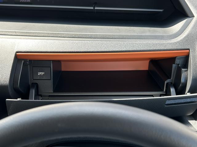 タントファンクロスターボ 9インチディスプレイオーディオ装備保証 新車保証・まごころ保証 1年間・走行距離無制限付き・9インチディスプレイオーディオ装備・LEDヘッドライト装備・シートヒーター装備(東京都)の中古車